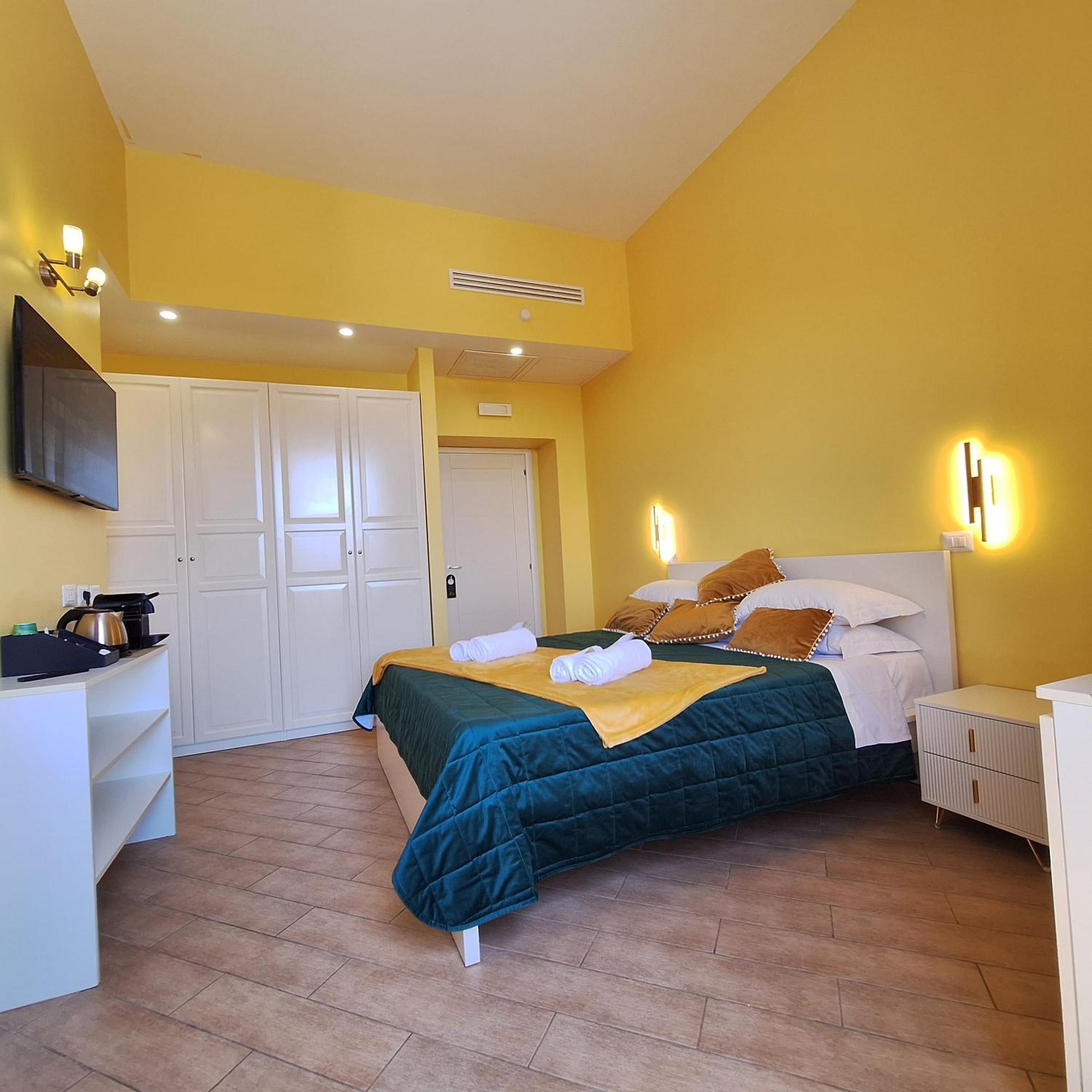 Residenze Serventi Longhi Pensión *